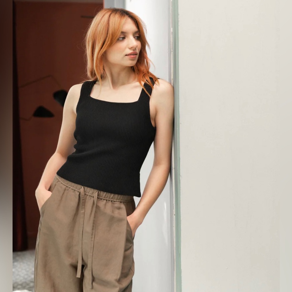 Black Ribbed Tank